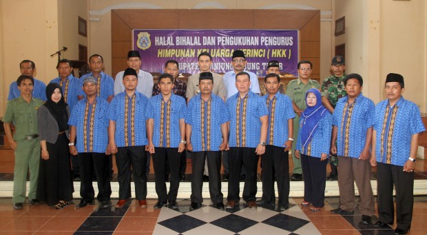 Foto Bersama Bupati Tanjung Jabung Timur, Wakil Bupati dan Sekda Dengan Pengurus HKK